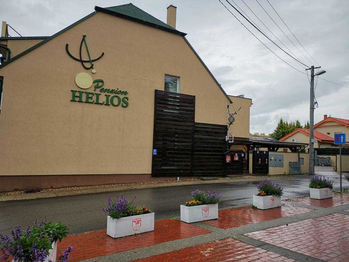 Penzion Helios Bratislava Esterno foto
